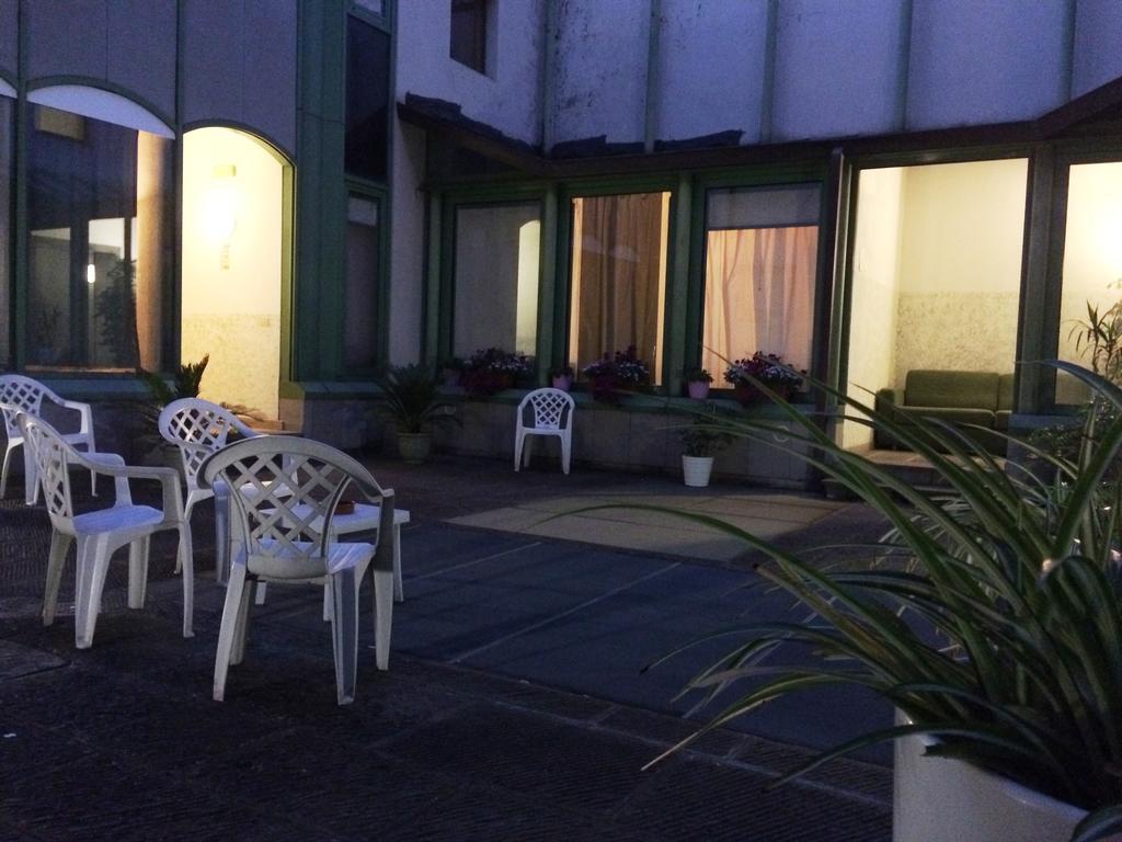 Gemini Studios Florence Exterior photo